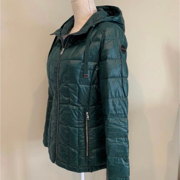 Calvin Klein Packable puffer jacket XS - Picture 3 of 6